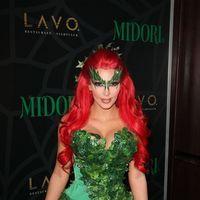 Kim Kardashian hosts the Midori Melon Green Halloween Party | Picture 113375